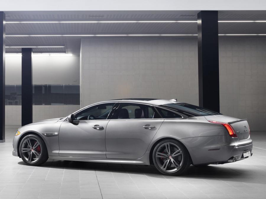  Jaguar XJR 2013 года  (фото 13 из 16)